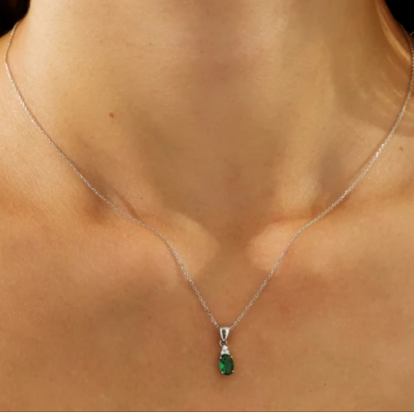 Emerald Diamond Pendant in 14K White Gold - Picture 2 of 3